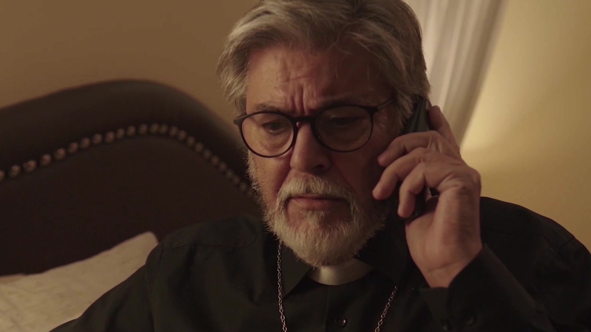 Deus in Absentia: Maldición - Tráiler Oficial